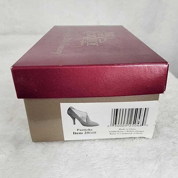 📽️ Pastiche- Just The Right Shoe Sculpture. Mint Condition. COA includes Box - Picture 5 of 6